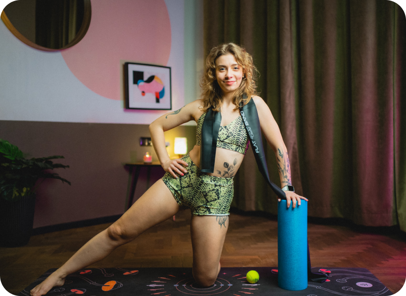 Trenerka prowadzi live trening